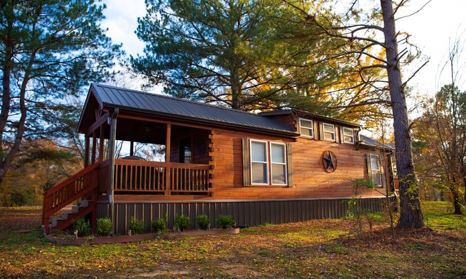 Mount Vernon Cabin | Rocky Ridge Rustic Retreat - 1 Bed/1 Loft/Bunk Beds