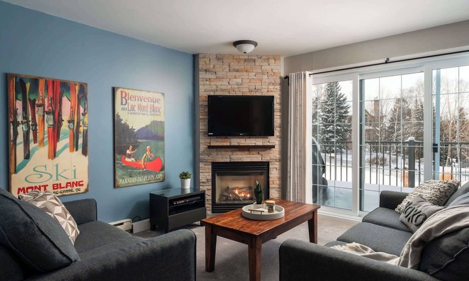 Saint-Faustin-Lac-Carre Condo | RodeoFest and Fall Color Festival | Le Loup