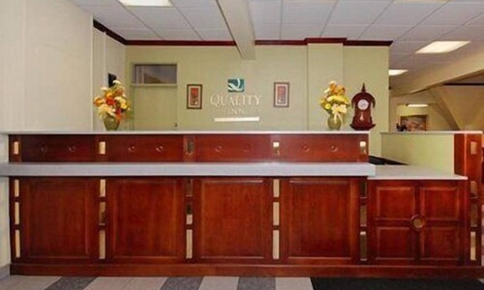 Brookville Hotel | Rodeway Inn Brookville