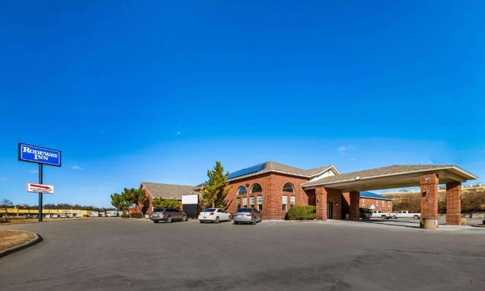 Decatur Hotel | Rodeway Inn Decatur