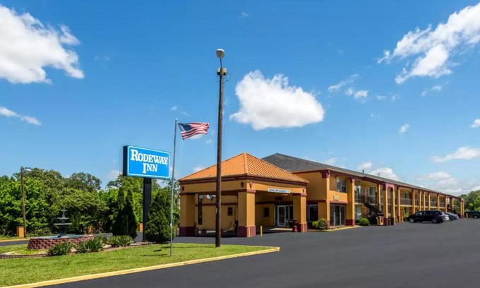 Denmark Hotel | Rodeway Inn Denmark-Jackson