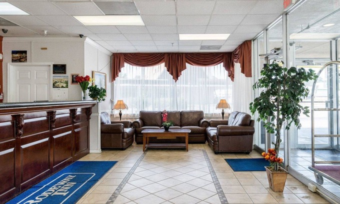 Yorkshire Hotel | Rodeway Inn Newark - University Area