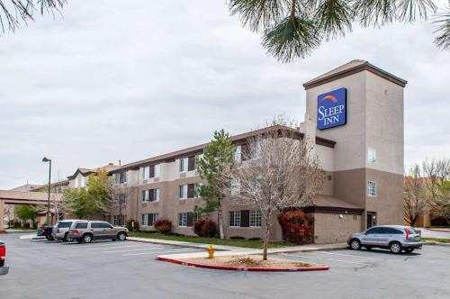 Victory Hills Hotel | Rodeway Inn