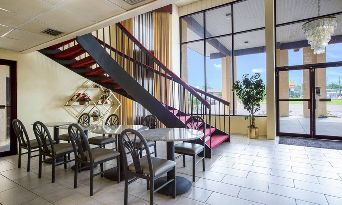 Bonifay Hotel | Rodeway Inn