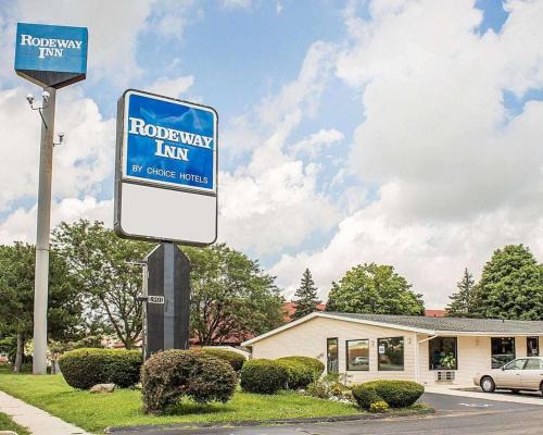 Findlay Hotel | Rodeway Inn