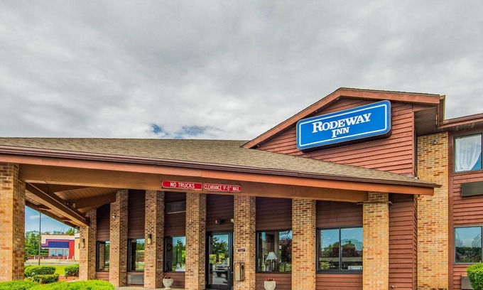 Huntington Hotel | Rodeway Inn