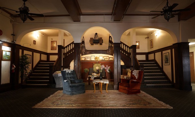 Powell River Hotel | Rodmay Heritage Hotel