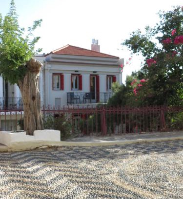 Volissos Apartment | Rodonas-Apartments
