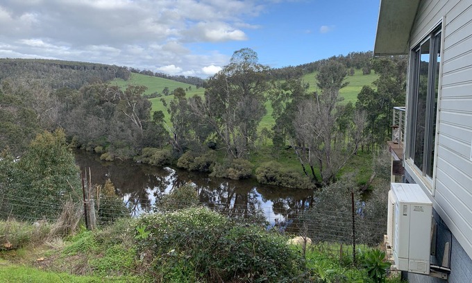 Hester Brook House | Roebank on the Blackwood River Cottage, Farm stay and Homestead