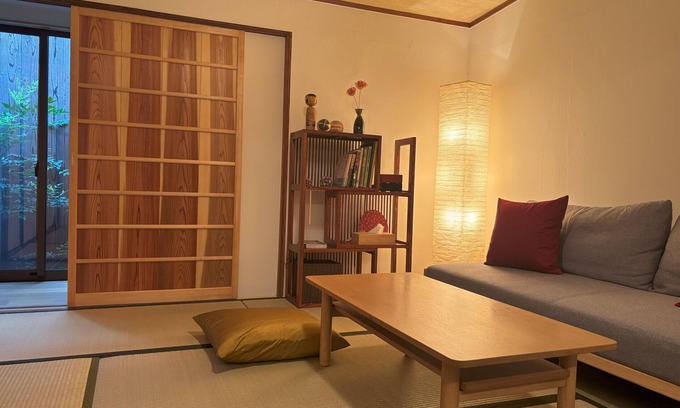 Okazaki Ski Chalet | Rohji - Quaint house on a quiet street