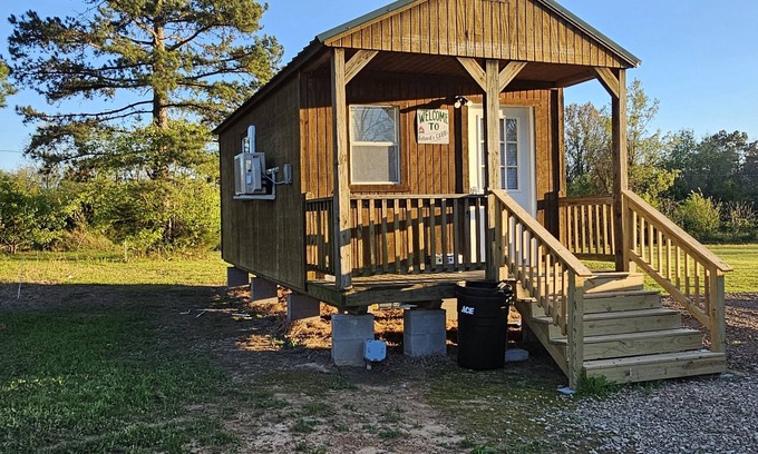 Jerusalem Cabin | Roland's Cabin