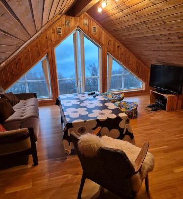 Farsund Villa | Roligheten hytte