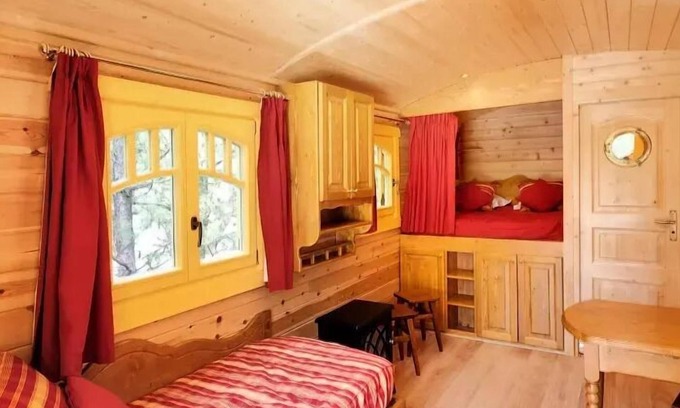 Dienne Cabin | Roller 5 Personen