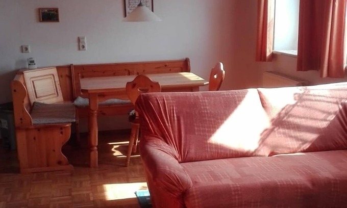 Schwarzenbach am Wald Apartment | Rollstuhlgeeignetes Feriendomizil (60qm) auf Bauernhof mit vielen Freizeitmöglichkeiten
