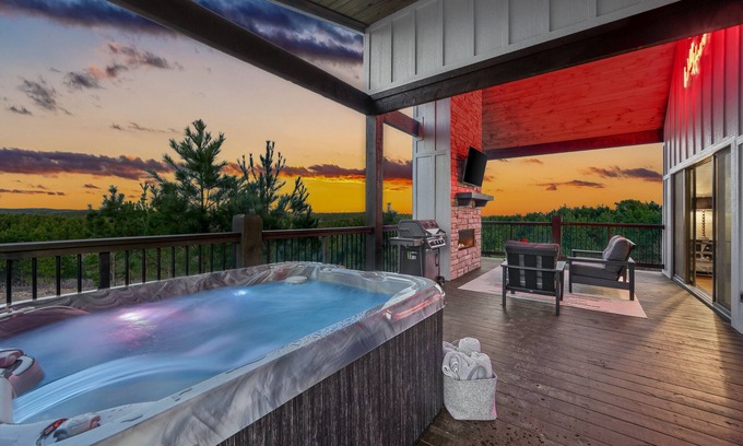 Broken Bow Cabin | Romance Meets Nature-Adult-Only Luxury-Private-Peaceful-Perfect-Stunning Views!