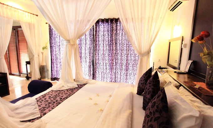 By Pass Ngurah Rai Kuta Villa | Romantic 1 BR Private Pool Villa in Kuta