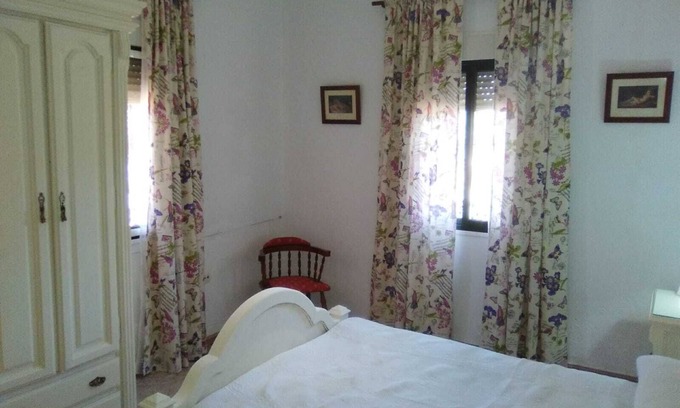 El Pedroso House | Romantic and rural house