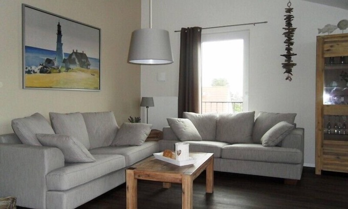 Glowe Apartment | Romantic apartment on the beach with sunny sea view balcony