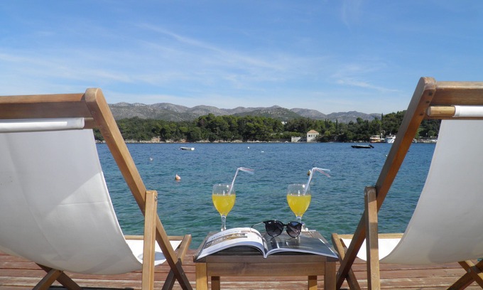 Kolocep Island Apartment | Romantic apartment surrounded by ancient walls, two meters from the sea