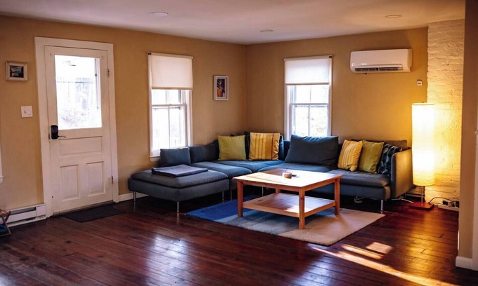 Town of Marbletown Apartment | Romantic Apartment in Historic Stone Ridge