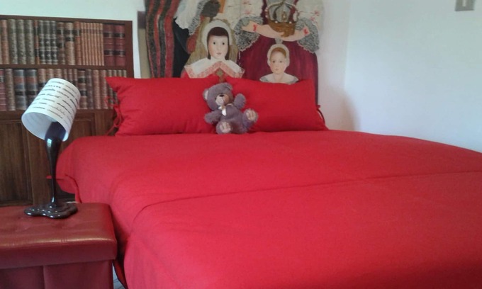 Venaria Reale Apartment | Romantic artistic studio apartment, with equipped kitchen, overlooking the palace. Breakfast incl