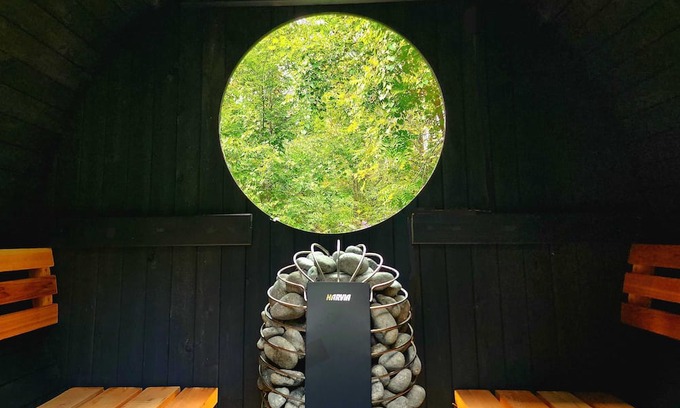 Logan Cabin | Romantic Cabin Near Restaurants-Hot tub~Fireplace