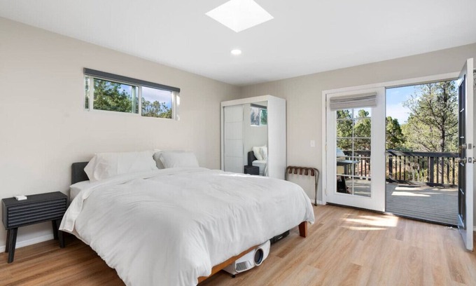 Sedona Apartment | Romantic Casita with Views - 5 minutes to Chapel, Cathedral Rock
