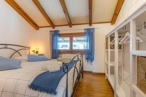 Acquaseria Apartment | ROMANTIC COMO HIDEAWAY with private parking