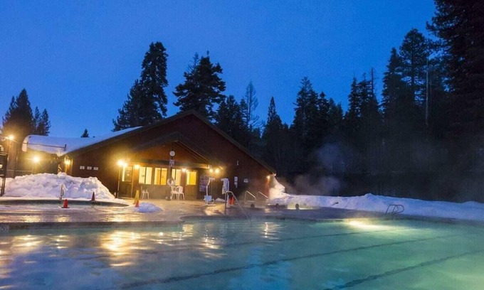 Tahoe Woods Condo | Romantic Condo just off lake Tahoe.