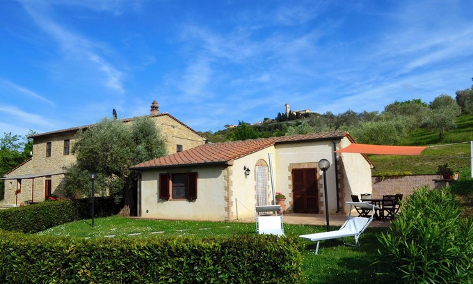 Montescudaio Cottage | Romantic cottage, cared for and comfortable, near the seaside and the village