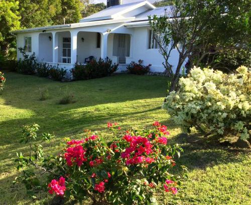 St. Patrick House | Romantic Cottage