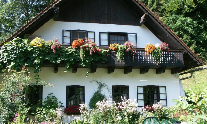 St Andra-Hoech House | Romantic country house in South Styrian Wine Land