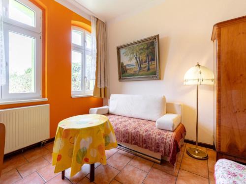 Altentreptow Apartment | Romantic Escape in Altentreptow, cleaning included