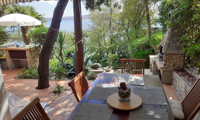 Kraljevica House | Romantic garden with trees and beautiful shaded areas, terraces, E