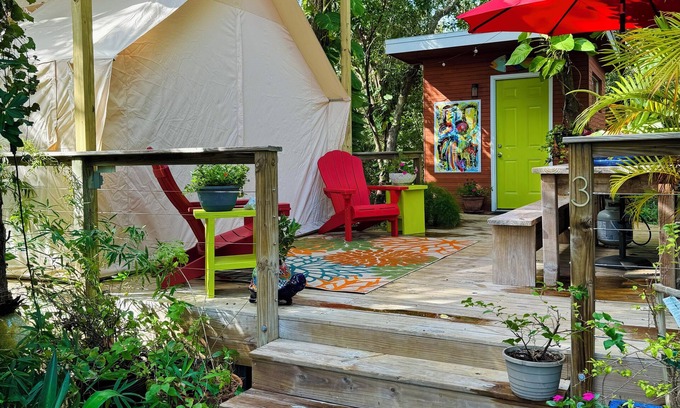 Lutz House | Romantic Glamping Tent/Tiny House Garden Retreat