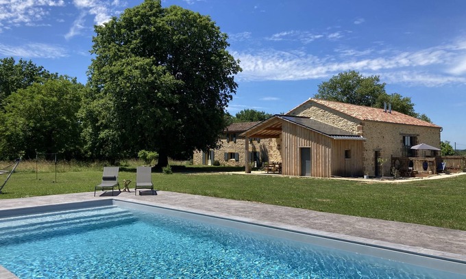 Marsales House | Romantic holiday accommodation sleeps 4, with shared swimming pool in Dordogne