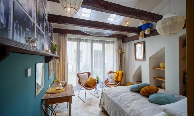 Hradcany Apartment | Romantic nest under Prague Castle