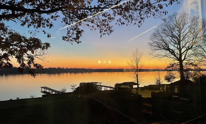 Grand Island Bed & Breakfast | Romantic New Renovated Suite On Niagara River