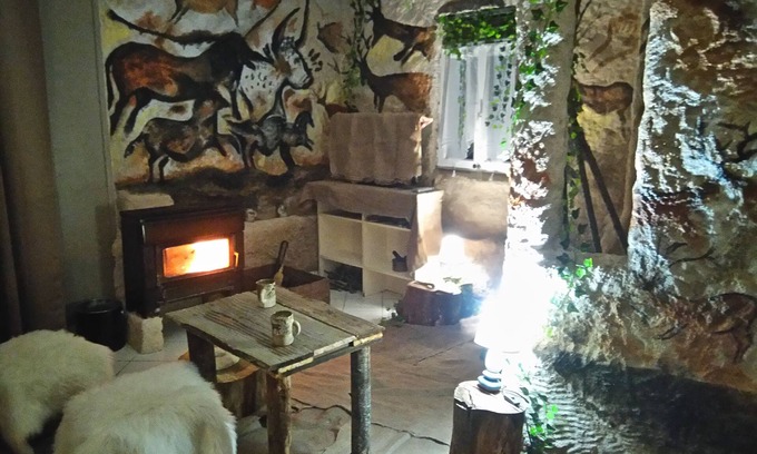 Saint-Genies House | ROMANTIC NIGHT IN A PREHISTO SPA ATMOSPHERE IN PERIGORD BETWEEN SARLAT AND LASCAUX