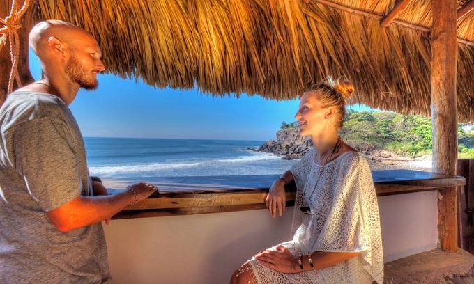 Tamanique Cottage | Romantic Oceanfront Cottage with Beach & Pool Access