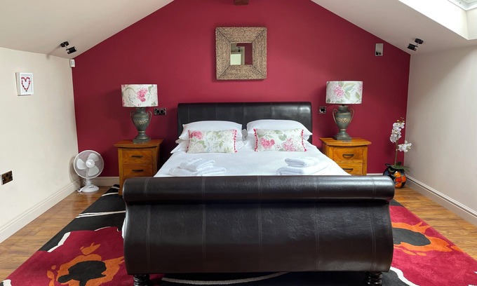 Liskeard Cottage | Romantic Rural Getaway for Two - spacious, luxury one-bedroomed cottage