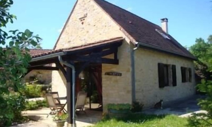 Veyrines-de-Domme Cottage | Romantic Stone Cottage at 2 km from celebrated Castles and the Dordogne River