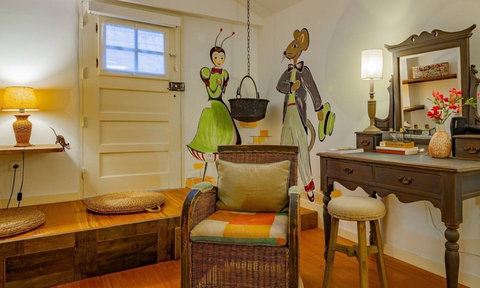 Carvoeira House | Romantic suite with pool, Spa & Gym, Jhon the Mouse, Cerrado Das Fontainhas