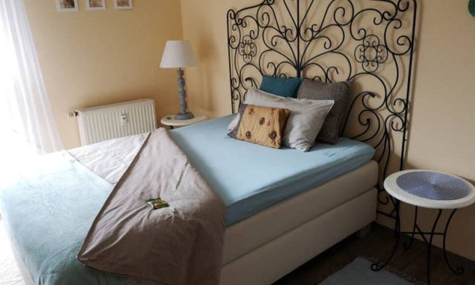 Ronsdorf House | Romantic sunny apartment for 2 people