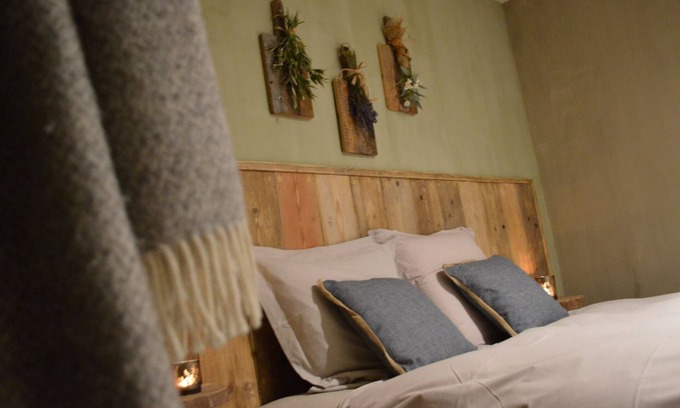 Termien Apartment | Romantic vacation home, cozy garden with swimming pond!