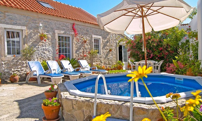 Reguengo Grande Cottage | Romantic Villa w/patio and pool, complete privacy