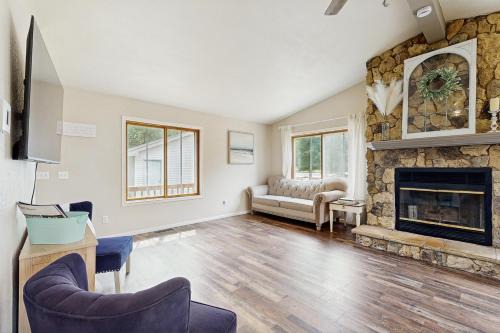 Nekoosa House | Rome Retreat- Steps from Beach & Golf