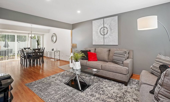 Romeoville House | Romeoville Rental - Harmony Ln