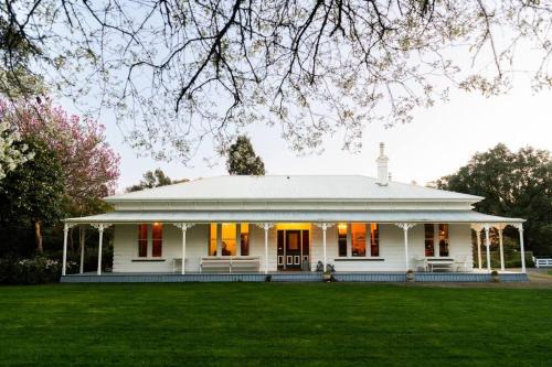 Kiwitea Villa | Romney Lane Homestead