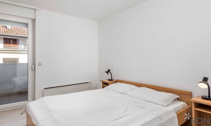 Cervar Porat Apartment | Rona Apartment Volta A4+2